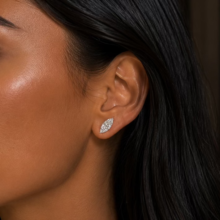 MARCIA STUD - SILVER