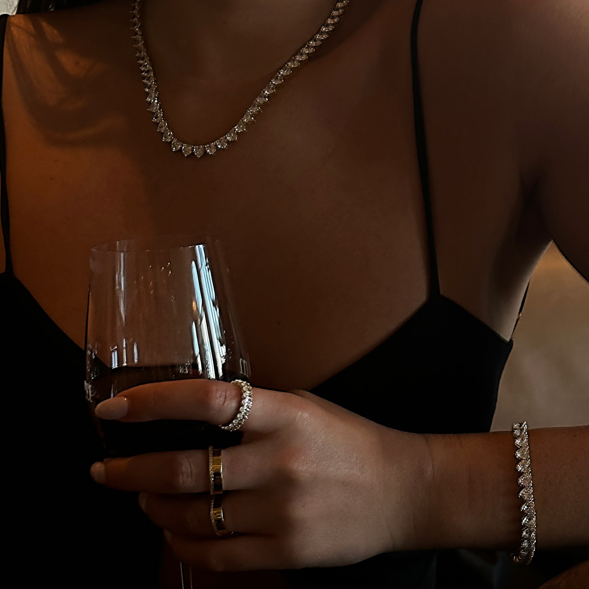 APHRODITE NECKLACE & BRACELET SET - GOLD - BLINGZ