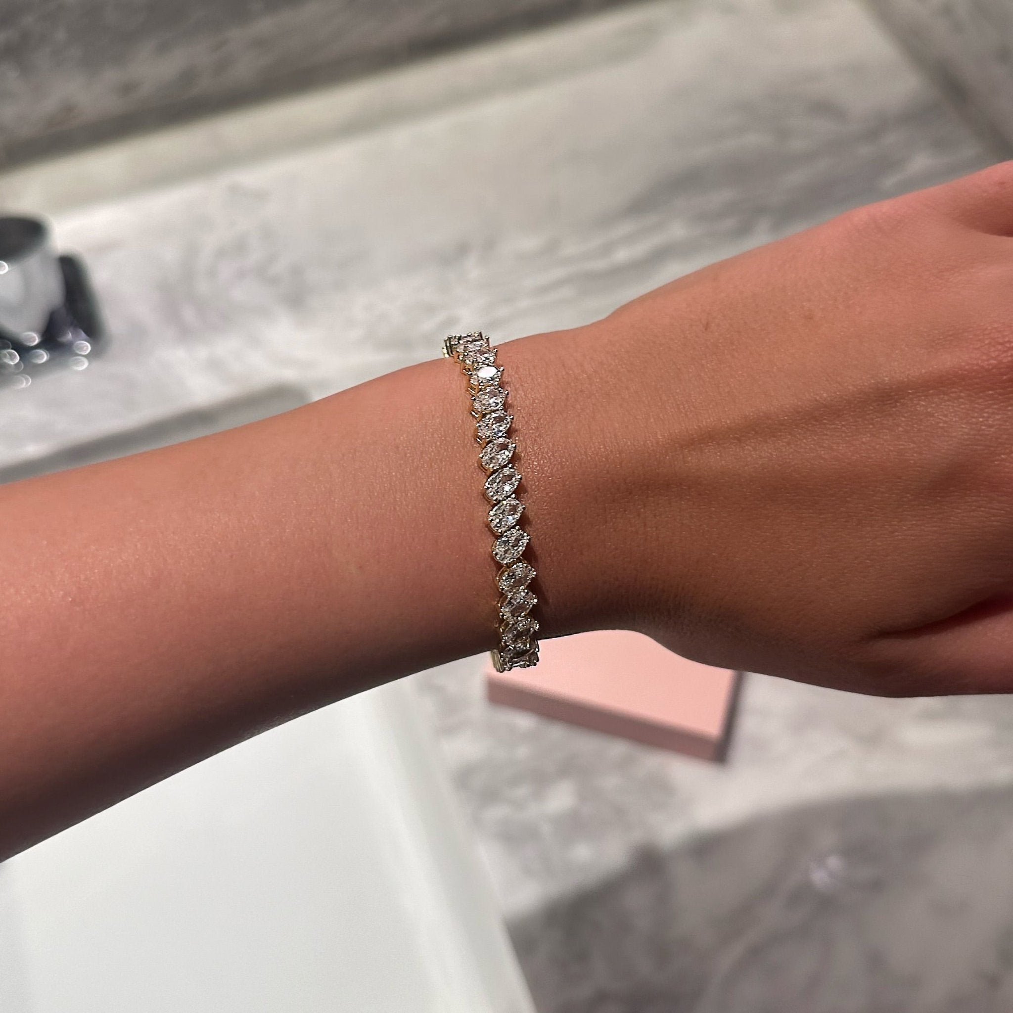 SUTTON BRACELET - GOLD - BLINGZ