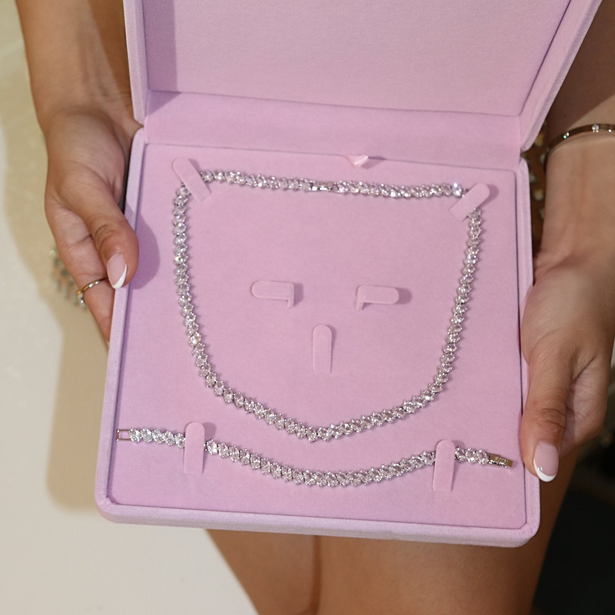 SUTTON NECKLACE - SILVER - BLINGZ