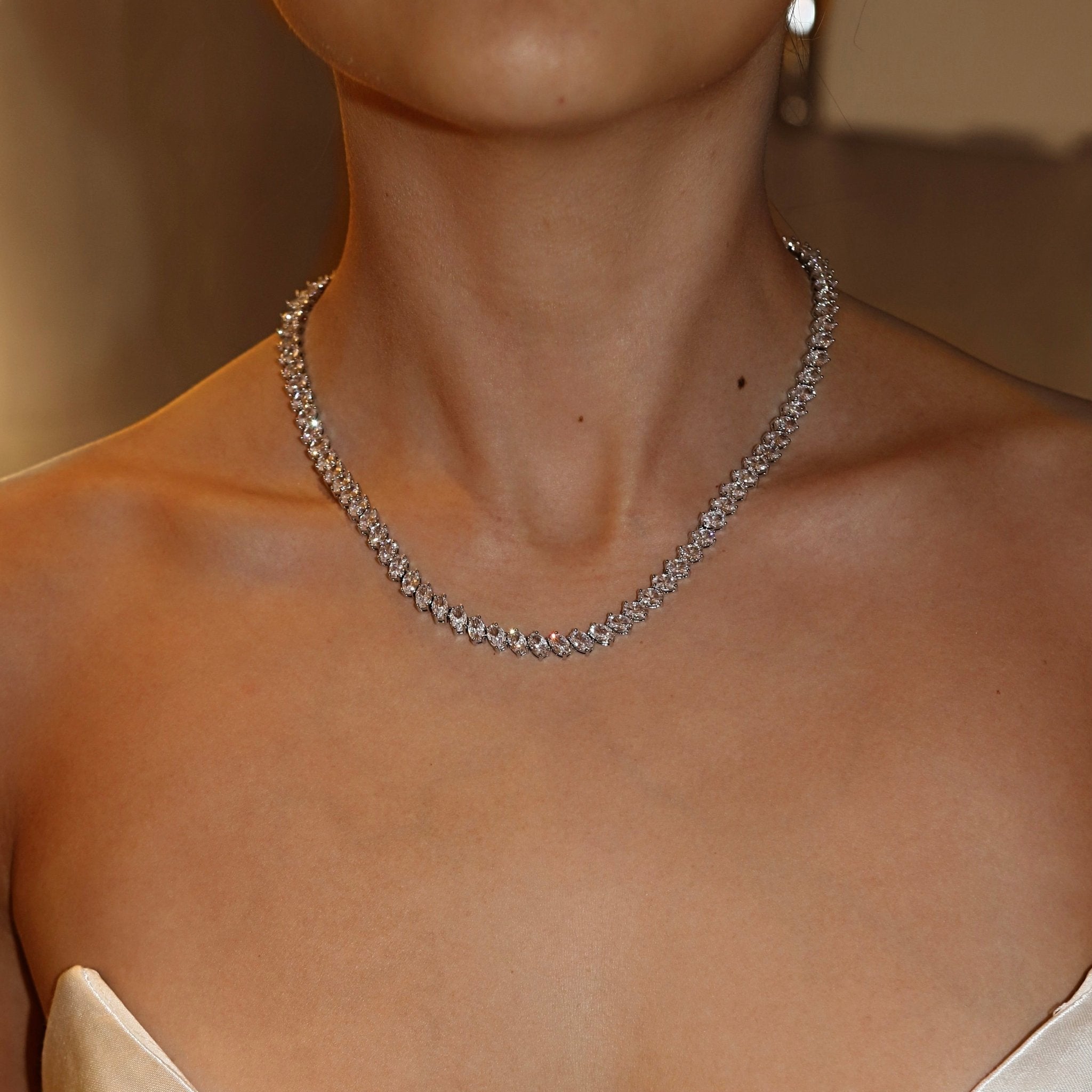 SUTTON NECKLACE - SILVER - BLINGZ