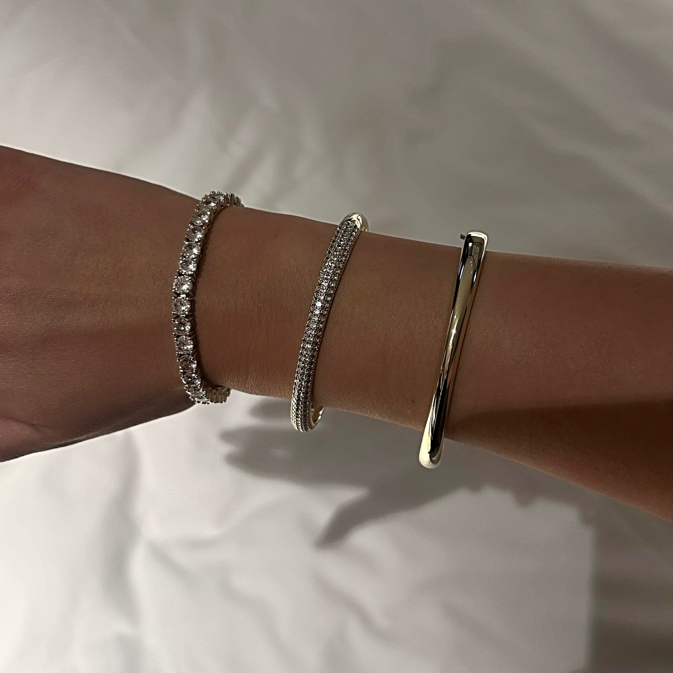 DANIELA DIAMANTE BANGLE - GOLD