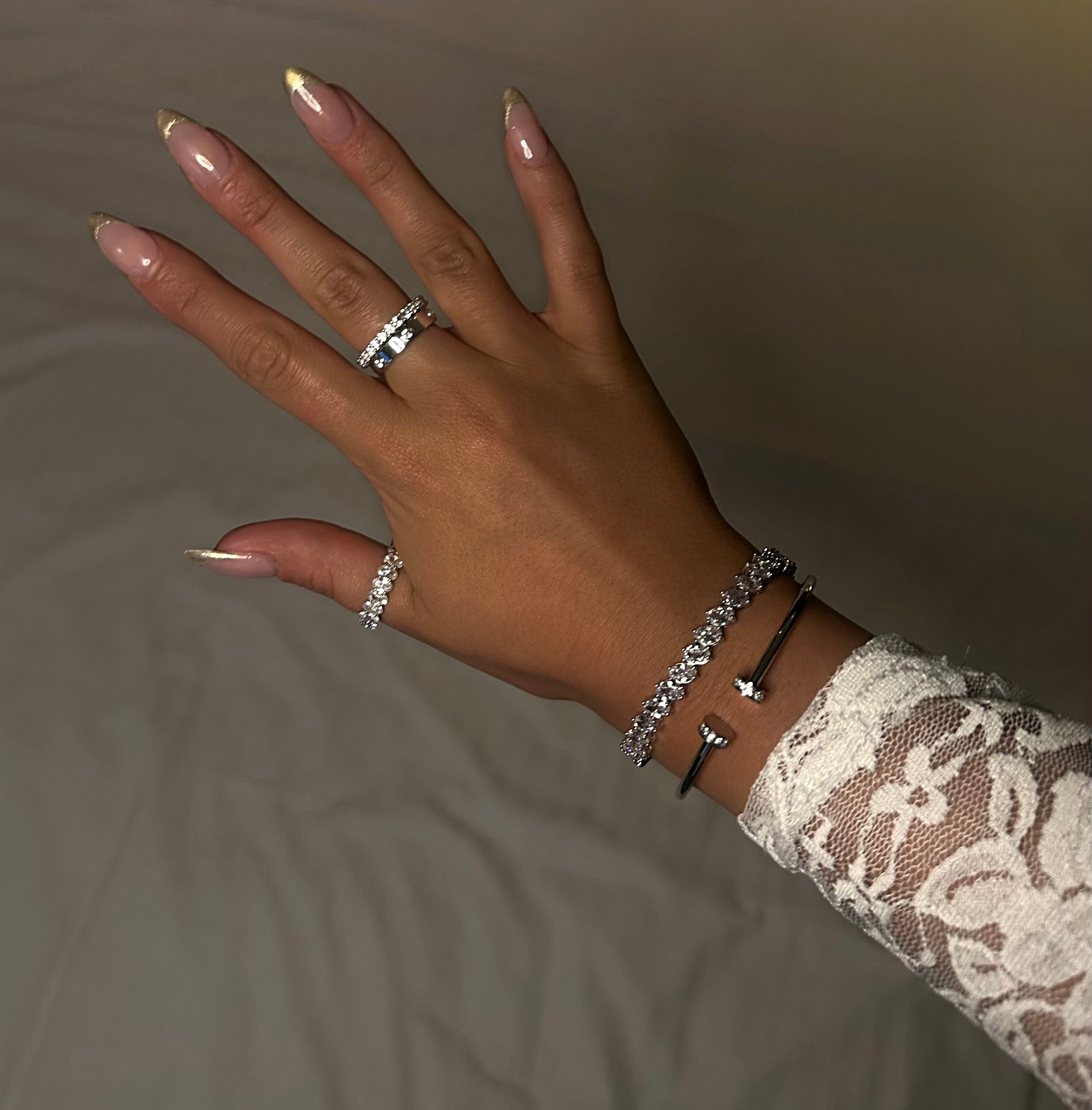 RAYE BANGLE - SILVER